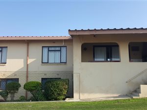 3 Bed Townhouse in Hibberdene