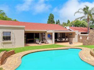 4 Bed House in Sunninghill