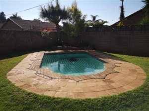 3 Bed Duet in Hesteapark