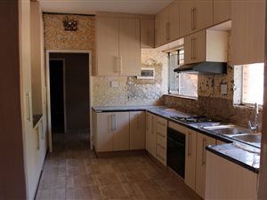 3 Bed House in Meyerspark