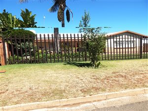 3 Bed House in Quellerie Park