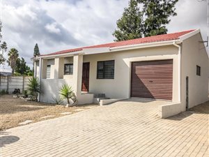 2 Bed House in Hopefield
