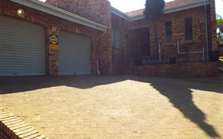 4 Bedroom House in Ben Fleur