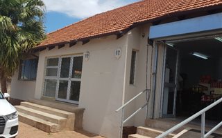 75 m² Commercial space in Durban North