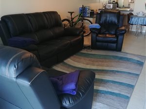 2 Bed Apartment in Pelikan Park