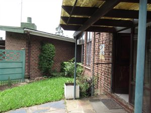 2 Bed Apartment in Pinetown Central