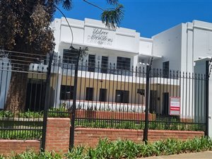 1133 m² Commercial space in Arcadia