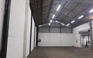 353 m² Commercial space in Mobeni