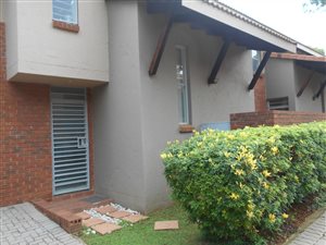 3 Bedroom Townhouse in Die Wilgers