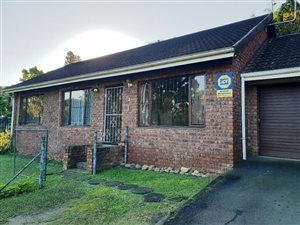 3 Bed Simplex in Prestbury