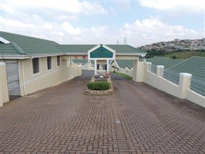 3 Bed Simplex in Mt Edgecombe