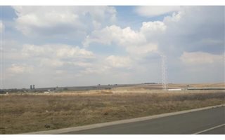 2582 m² Land available in Secunda