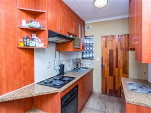 2 Bed Apartment in Fleurhof