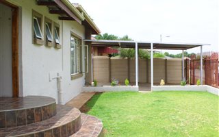 3 Bedroom House in Florentia