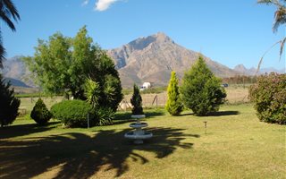 1.5 ha Farm in Worcester and surrounds