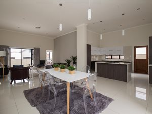 3 Bed House in Golden Fields Estate