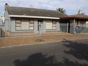 4 Bed House in Townsend Estate