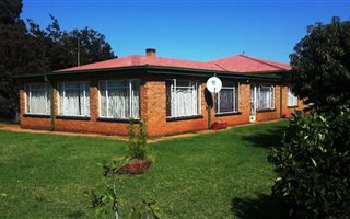 3 Bedroom House in Koster