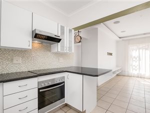 2 Bed Townhouse in Eagle Canyon Golf Estate