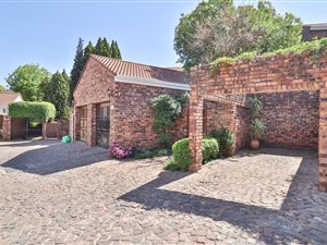 3 Bed Townhouse in River Club