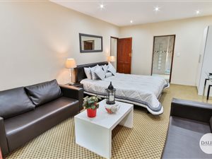 1 Bed Apartment in Lanseria and surrounds