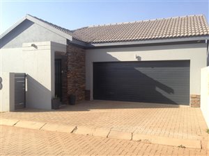 3 Bed Cluster in Pomona