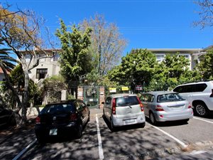 2 Bed Apartment in Rondebosch
