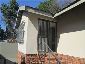 1 Bed Garden Cottage in Constantia Park