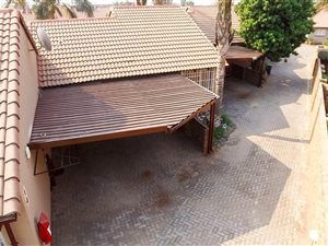 2 Bed Apartment in Pomona