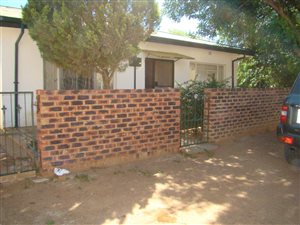 3 Bed House in Stella