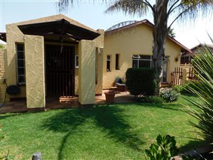 3 Bed House in Quellerie Park