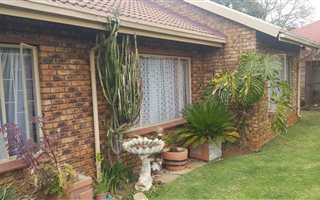 3 Bedroom House in Kirkney