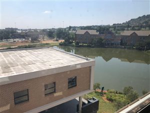 171 m² Commercial space in Constantia Kloof