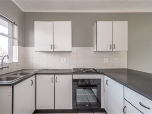 2 Bed Apartment in Menlyn