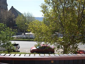 2 Bed Apartment in Queenstown Central