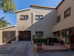 3 Bed Duplex in Sundowner