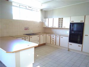 4 Bed House in Rietondale