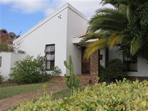 3 Bedroom House in Die Boord