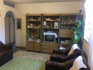 2 Bed Flat in Riverhorse Valley