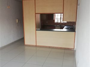 2 Bed Townhouse in Alberton