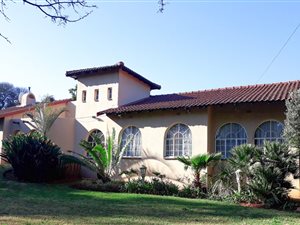4 Bed House in Florida Glen