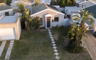2 Bedroom House in Bonnie Brae