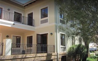 913 m² Office Space in Halfway House