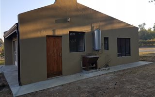 2 Bedroom Garden Cottage in Estcourt
