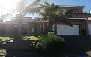 3 Bedroom House in Protea Heights