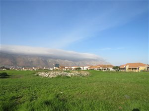 500 m² Land available in Fairview Golf Estate