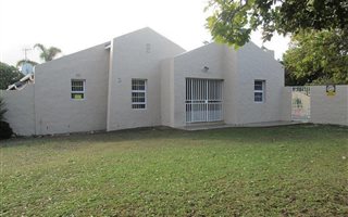 4 Bedroom House in Edgemead
