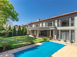 5 Bed Cluster in Illovo