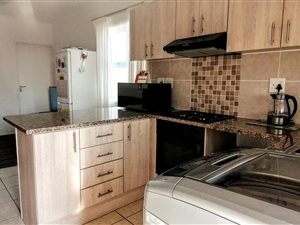 3 Bed House in Strandfontein