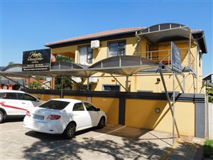 9 Bed House in Krugersdorp Central